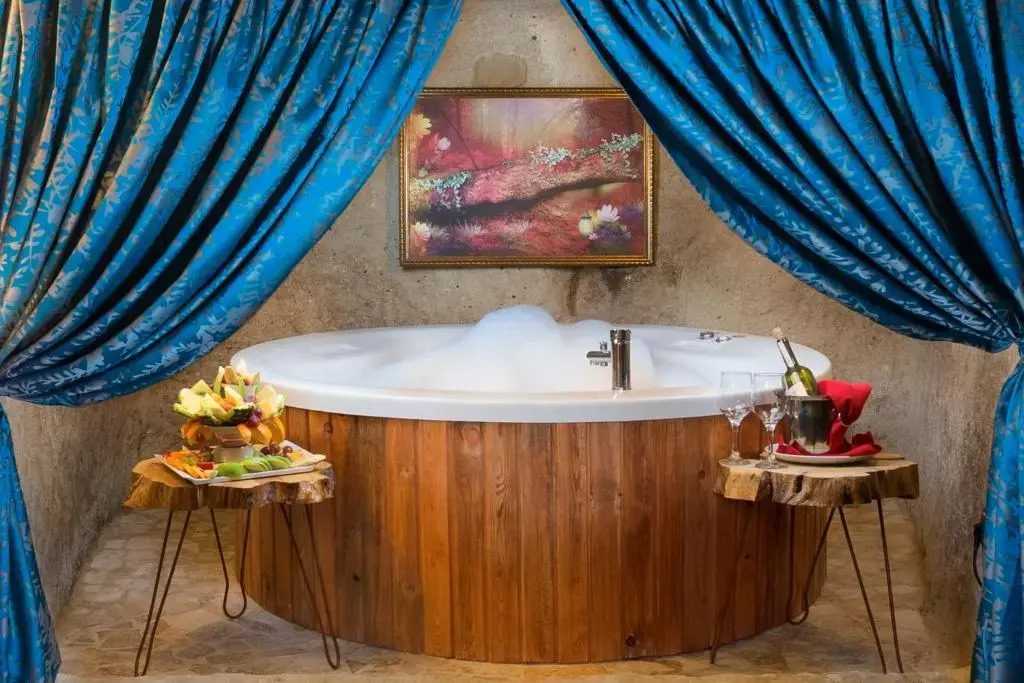 Cappadocia Eagle Cave Inn