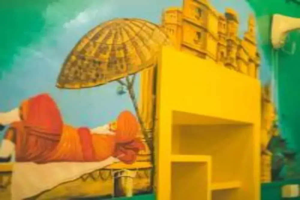 On The Ghat By Howdy Hostels