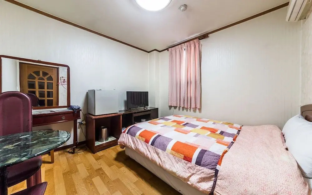 Seo Won Jang Motel