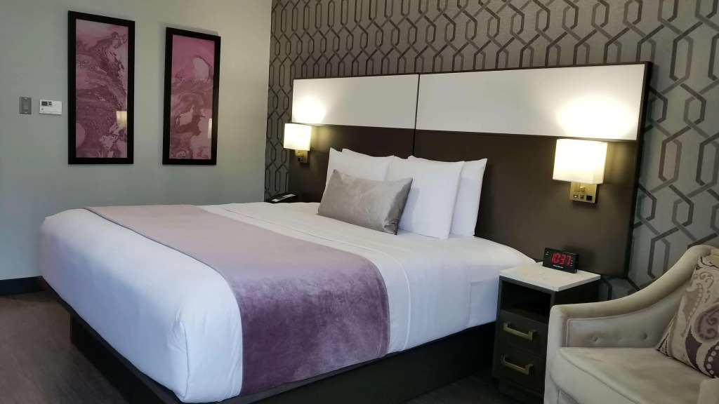 Sunset West Hotel, SureStay Collection By Best Western