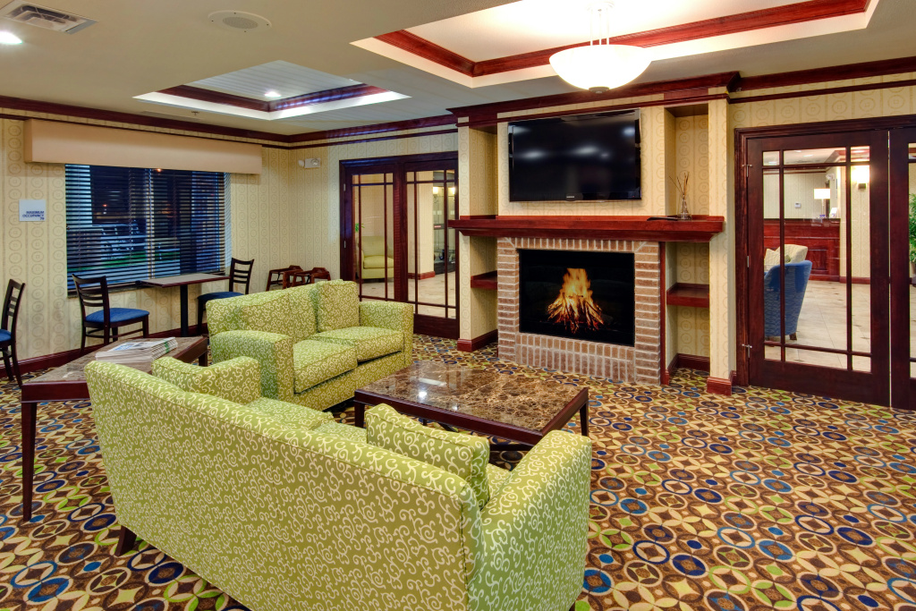 Holiday Inn Express & Suites Dewitt - Syracuse by IHG