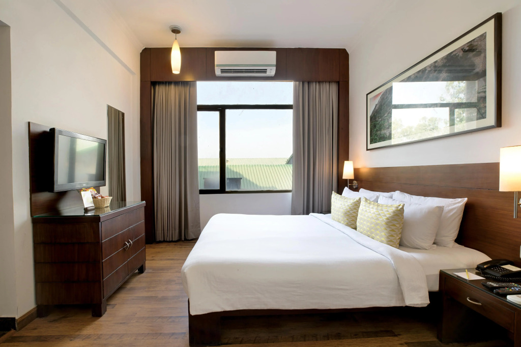 Lemon Tree Hotel Alwar