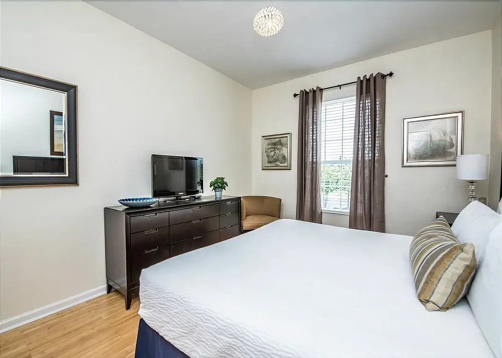 4114 Breakview Drive #206