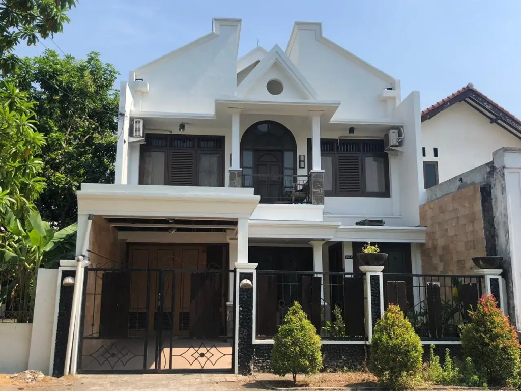 Oyo Life 2093 Kyla Residence
