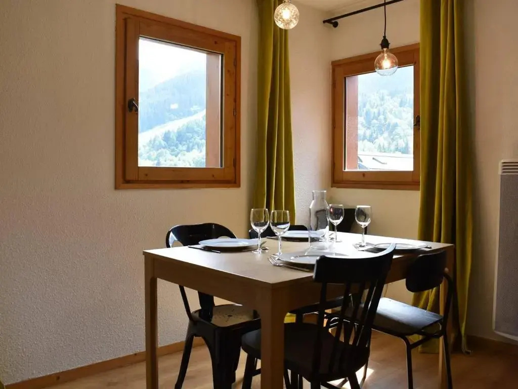 Appartement Méribel, 3 pièces, 5 personnes - FR-1-180-382
