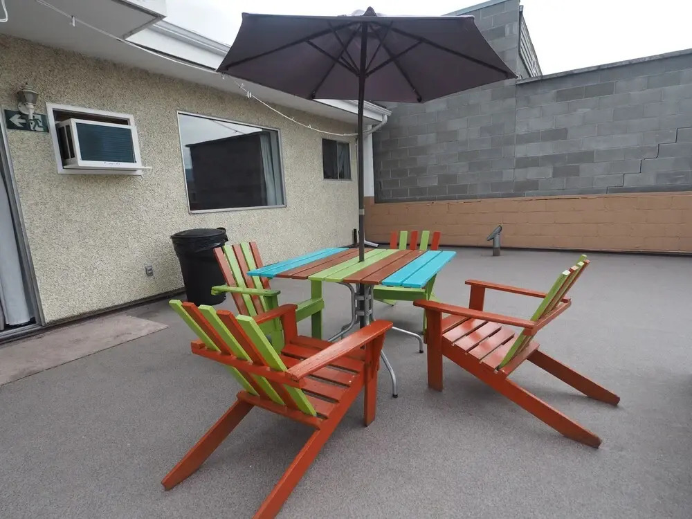 Sunrise Rooftop Condo 3 Bedrooms 1 Bathroom Condo