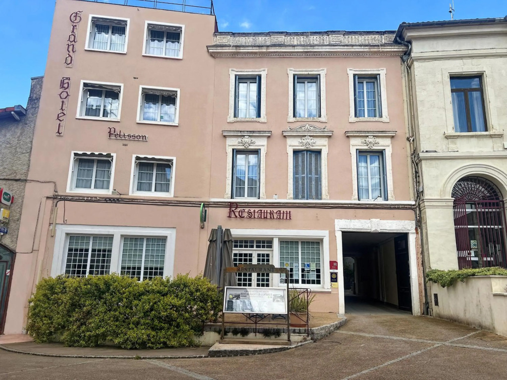Logis Grand Hotel Pelisson