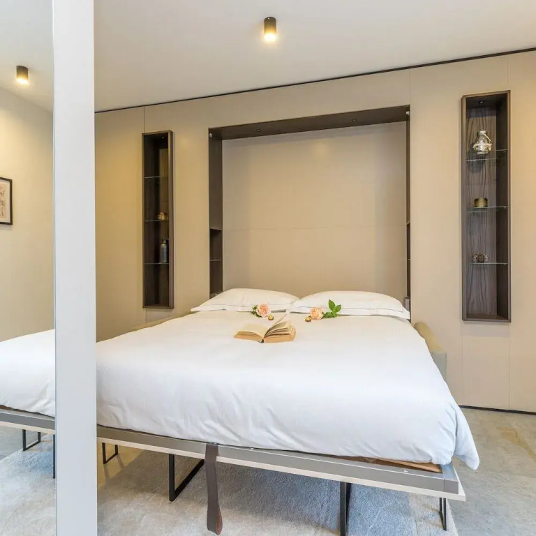 Icon H 309 Suite Micro-living