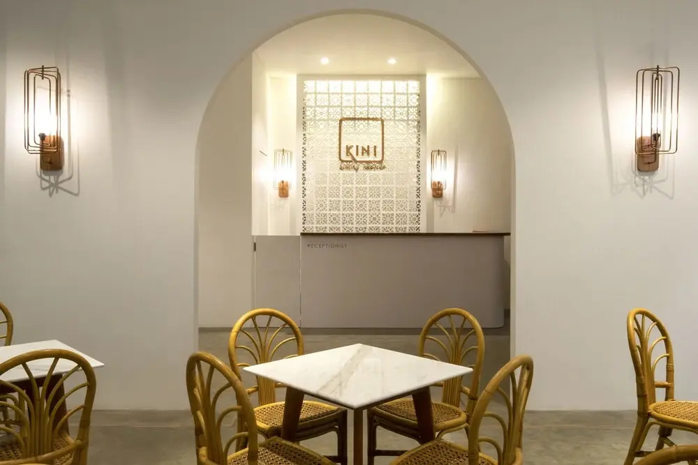 KINI Luxury Capsule - Hostel