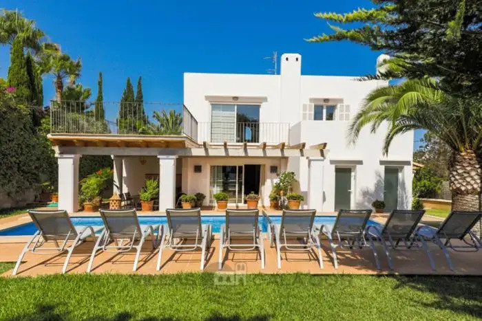 Villa Marques de Comillas 12