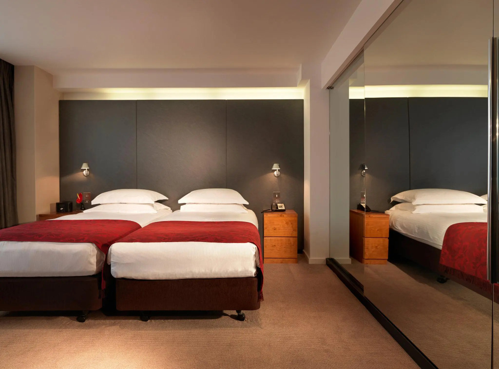 Royal Garden Hotel