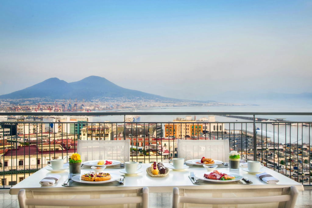 Renaissance Naples Hotel Mediterraneo