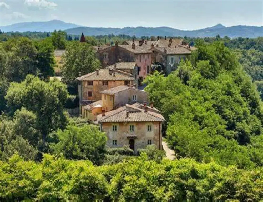 Welcoming Farmhouse in Monticiano with Garden