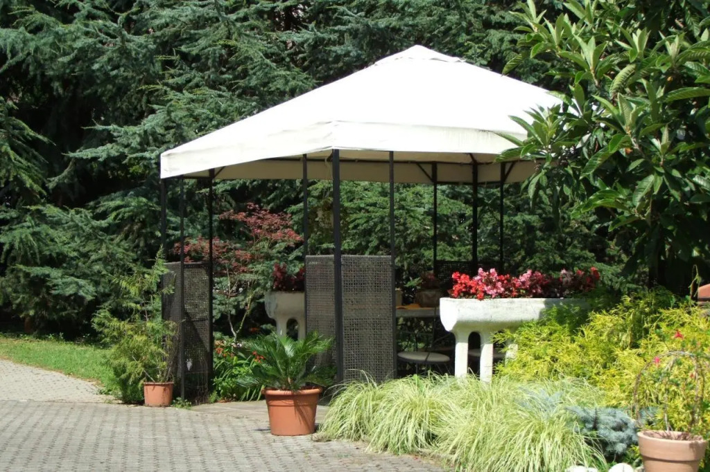 Monolocali In Casa Con Giardino Bellagio