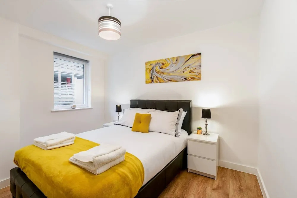 Skyvillion - Tower Point Enfield 2bed Wbalcony