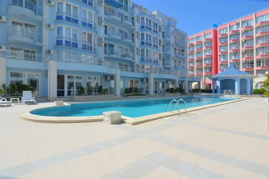Sunny Dream Family Apartments