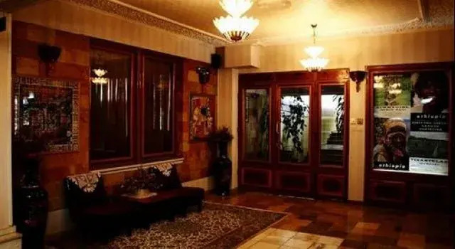 Ararat Hotel