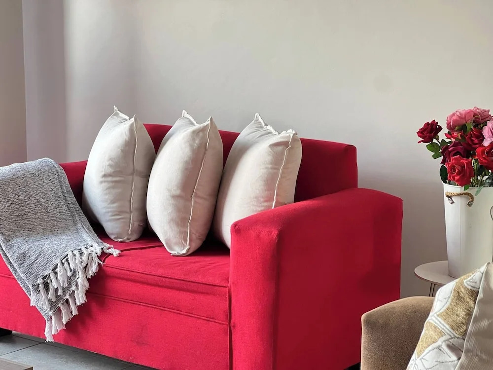Amazing 2BR 2bath With River View in Waterfall