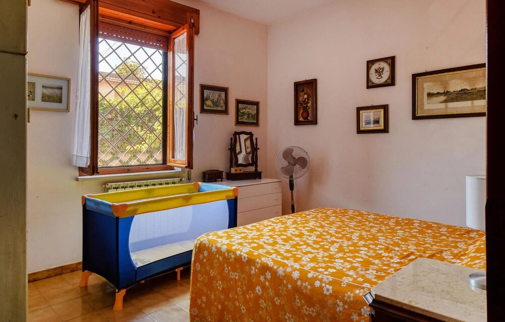 Awesome Home In Terracina With Wifi