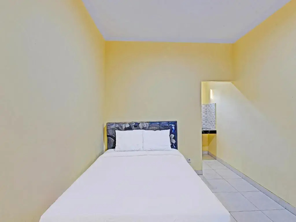 OYO 90823 Casa Jupiter Shine