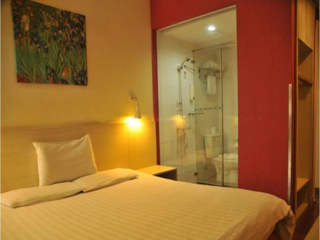 Hanting Hotel Changsha Huangxing Road Branch