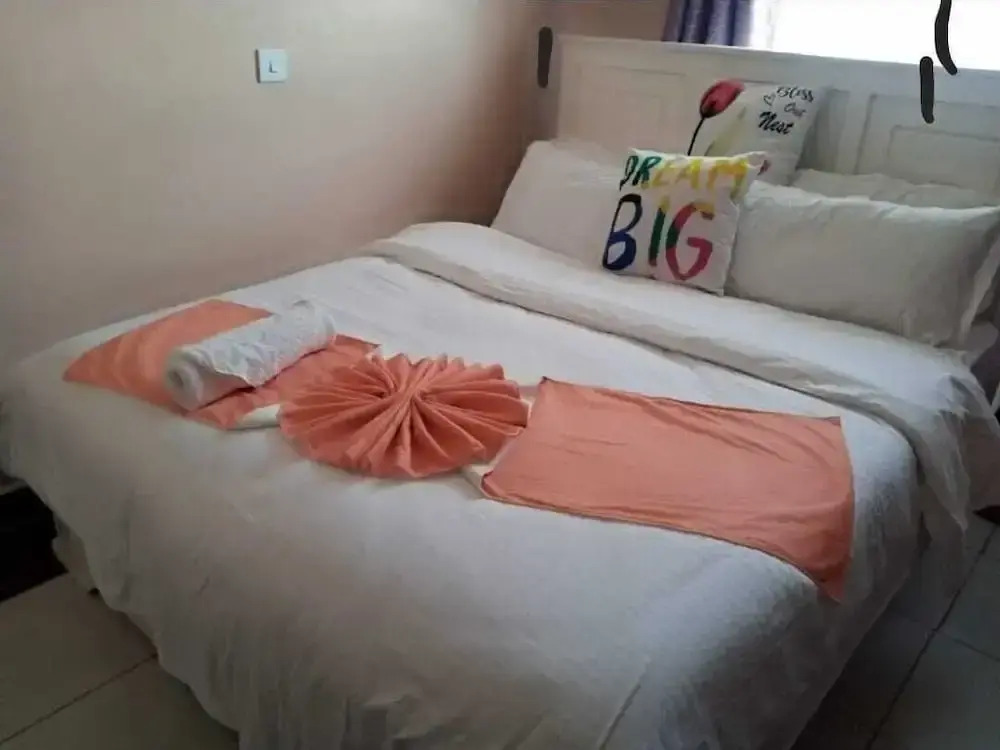 StayPlus Shyrah Cosy 2 Bedroom Apartment