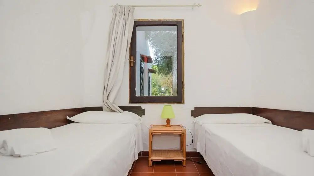 Villa Chiara: Luxury Retreat Steps from the Beach