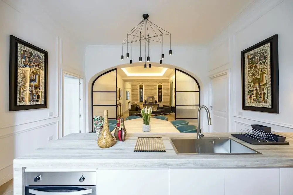 Chic Lifestyle Apartment