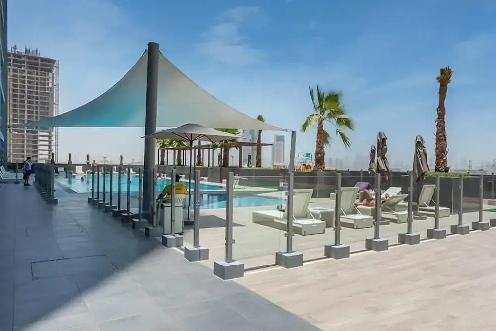 Guest and Co - Enchanting Vistas From This Fancy Apartment in JVC