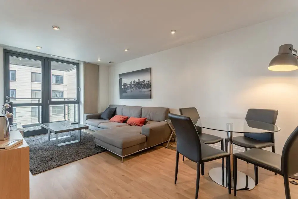 2 Bedroom Apartment in Central London