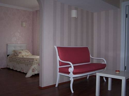 Airport House