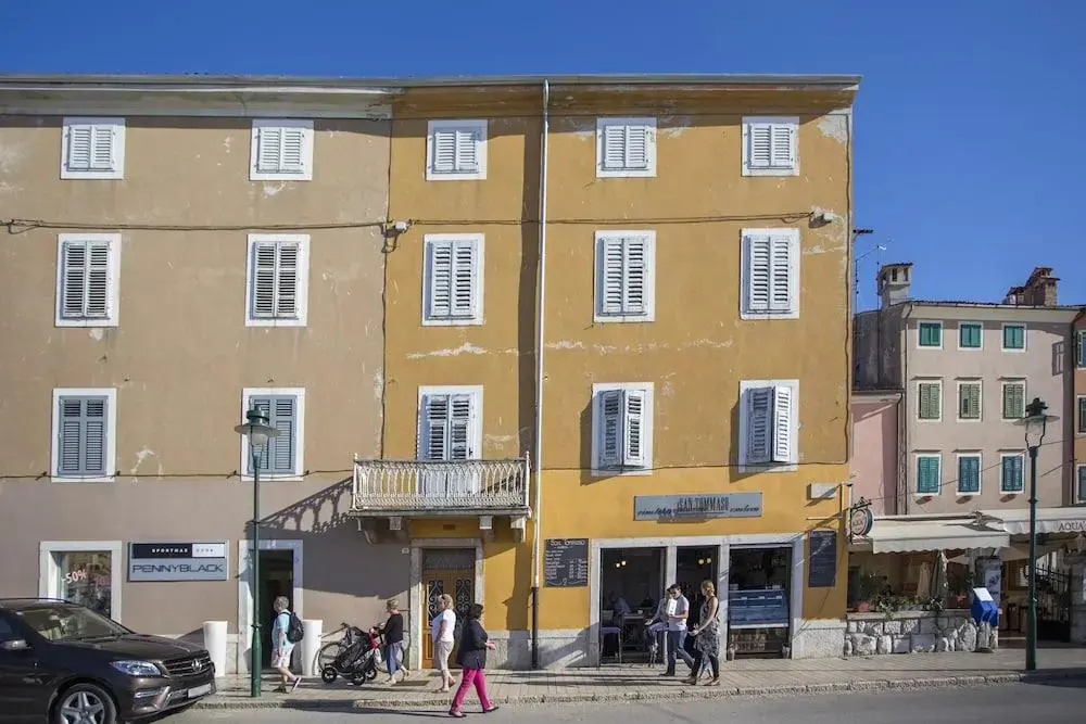 Apartments Crevatin