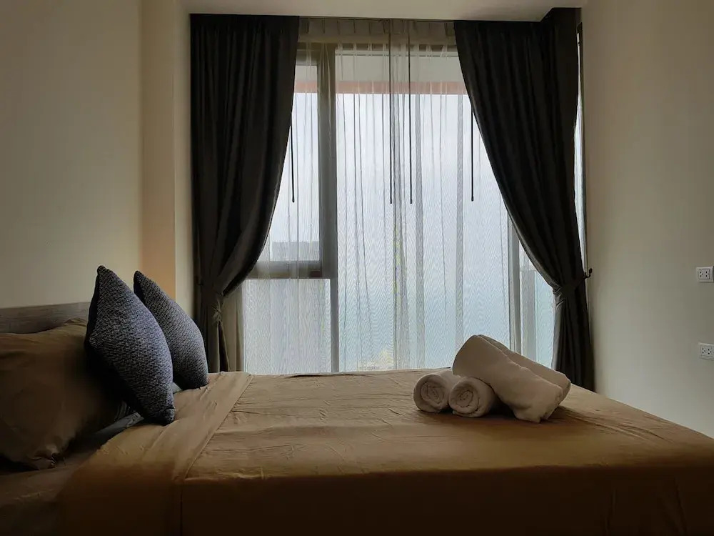 Riviera 1BR Sea View B1609
