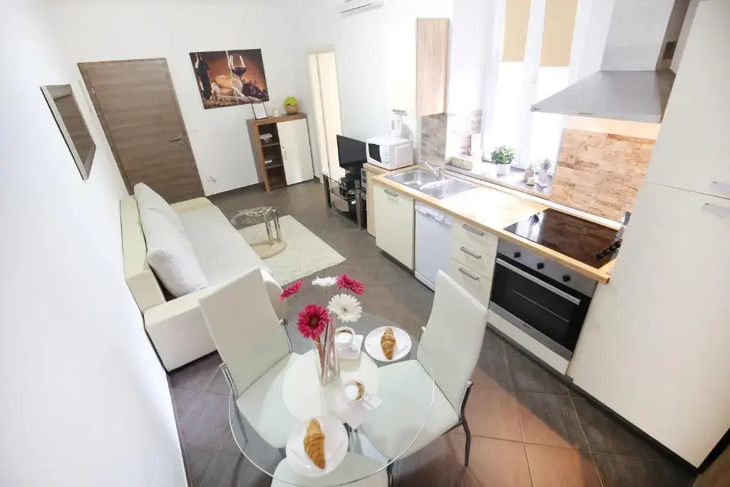 Allegro Exclusive Suites Old Town Center