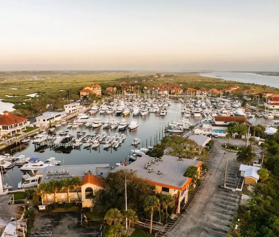 Inn at Camachee Harbor by CoolVacay