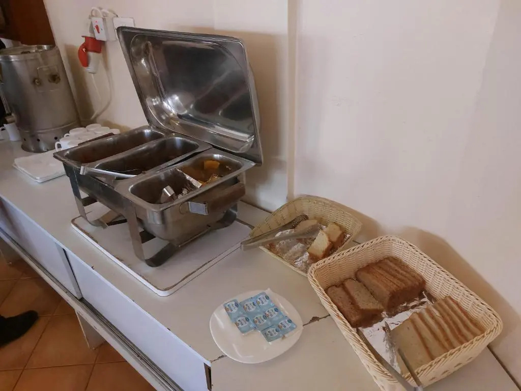 Roza Guest House