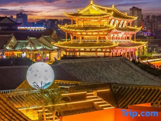 Jianshui Past and Present Courtyard Hotel