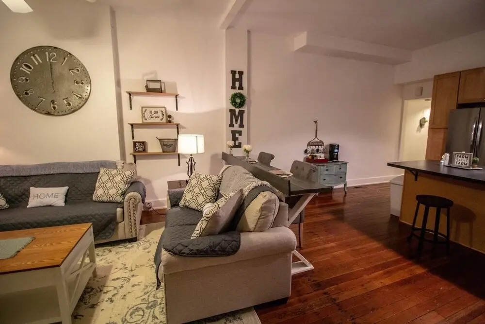 Farmhouse Escape in Mainstrasse!! Apartment 1