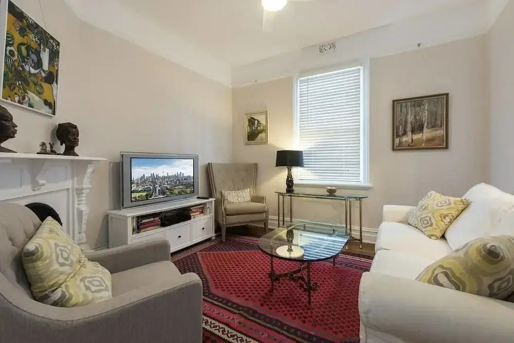 ED24 Renovated Terrace House Moments to Train