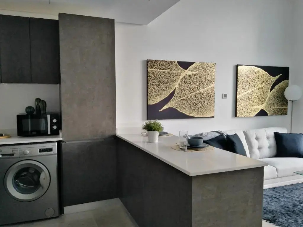 JVC Elegant and Cozy 1 Bedroom Apartment