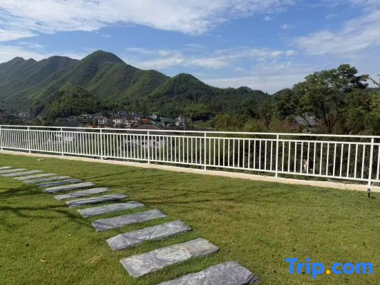 Qingguo Luxury Villa for Parent-child Vacation in Anji (Longwangshan Gorge Drifting Store)