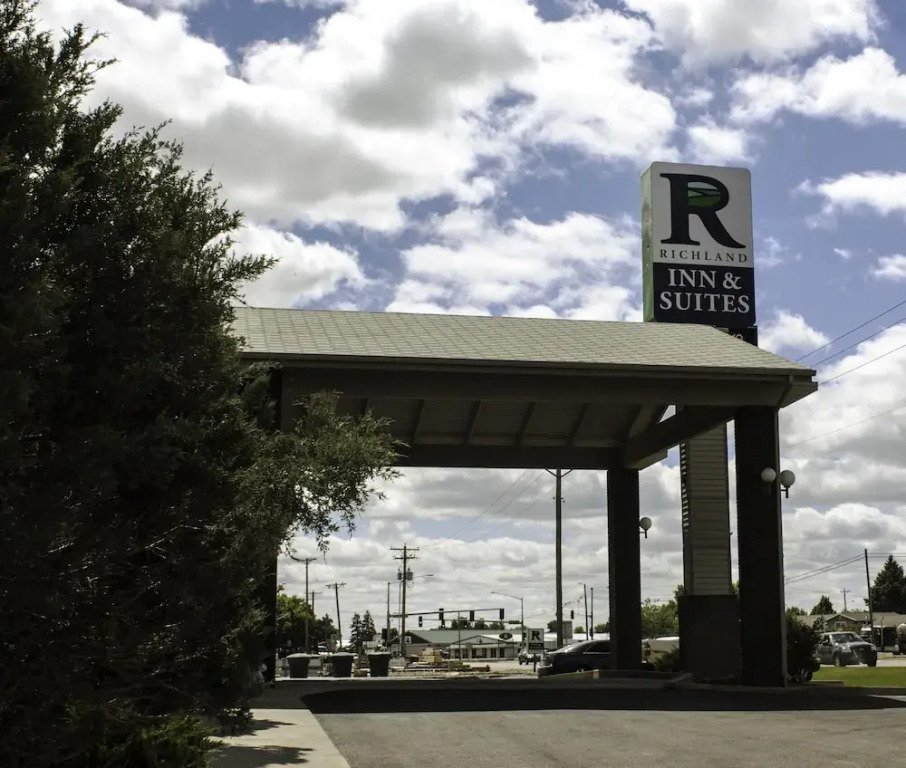 Richland Motor In