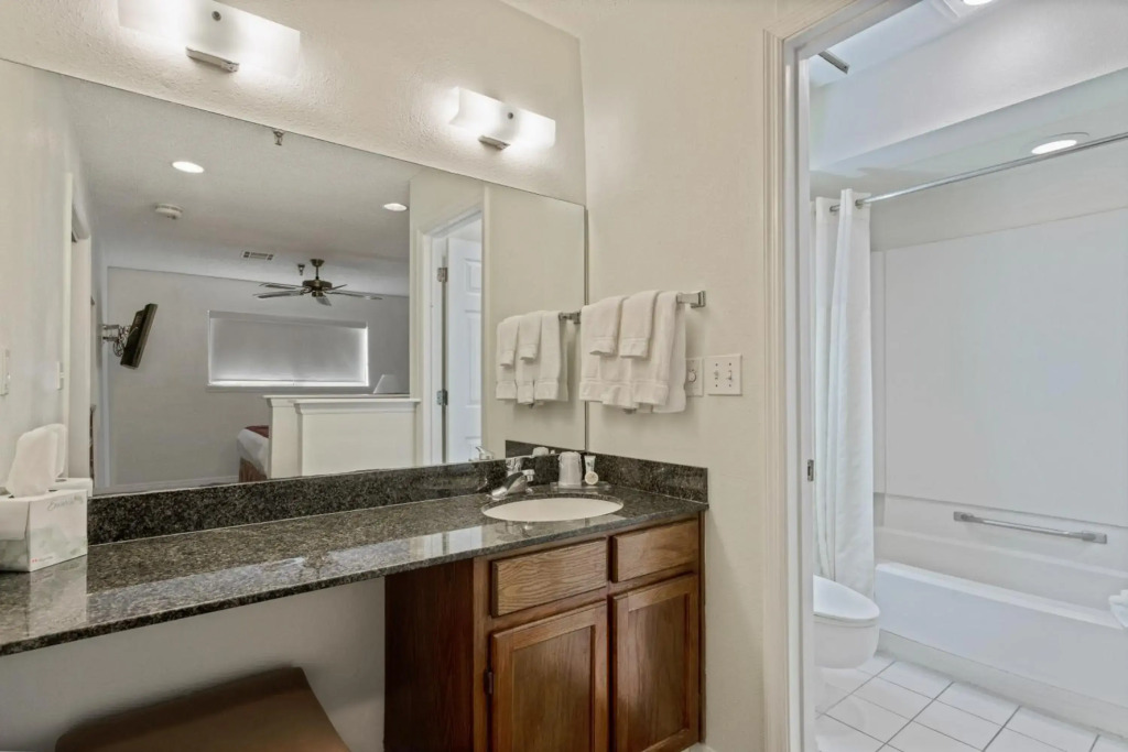 Chase Suite Hotel