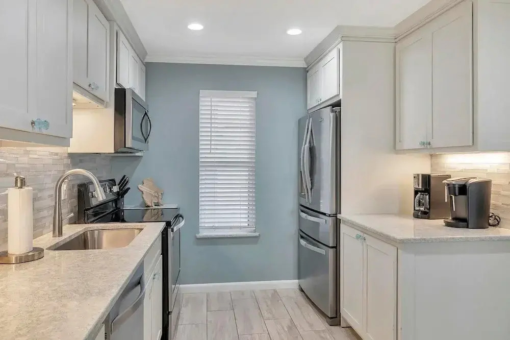 Poolside Villas 106 - Updated beachfront condo on Holiday Isle in Destin