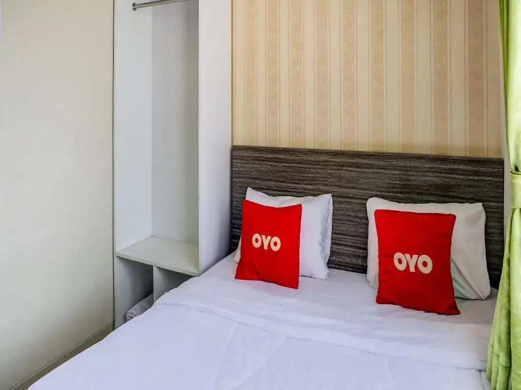OYO 90940 Guesthouse Colombus G12