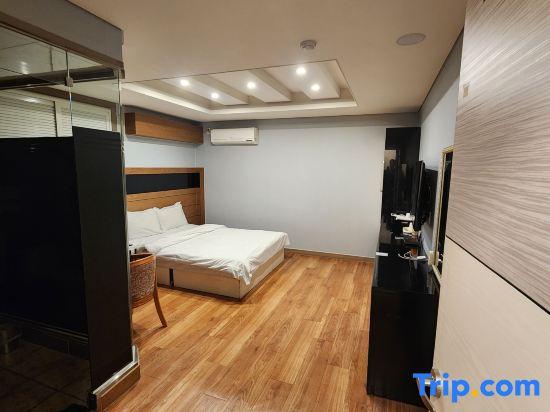 Hotel Galaxy