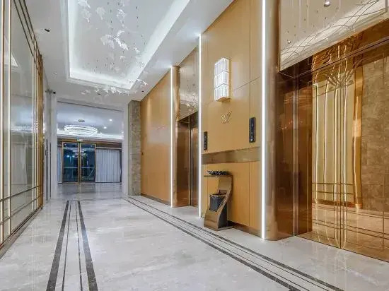 Vienna International Hotel (Chongqing High-tech Zone Hangu Branch)