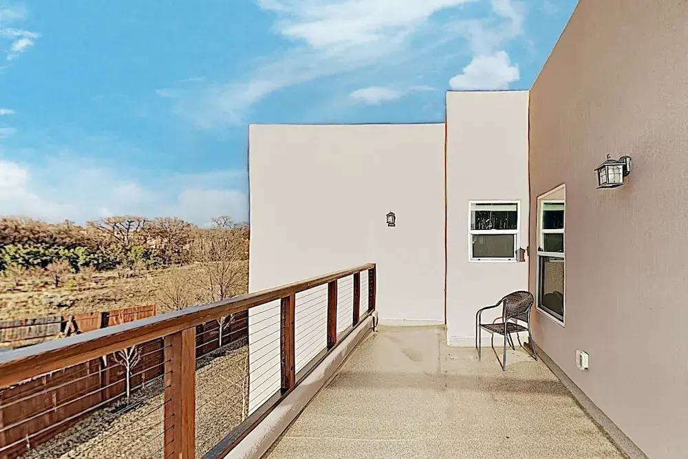 New Listing! Adobe W/ Mountain Views 3 Bedroom Home