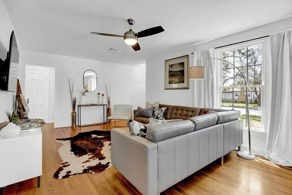 Stunning Luxury Rental Near Main W/hot-tub&firepit
