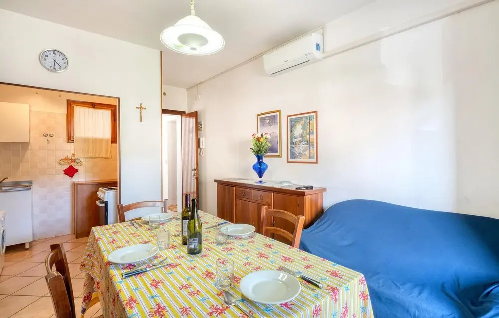 Nice Apartment in Rosolina Mare With 2 Bedrooms and Wifi